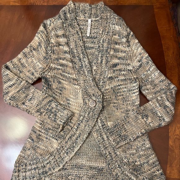 Leo & Nicole, Brown Tones V-Neck, one button Cardigan Sweater, Size XL - Picture 1 of 5